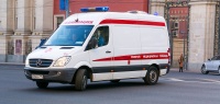 После столкновения легковушки и грузовика в Дзержинске погиб один человек