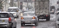 Распространенные ошибки, которые водители совершают на дороге в непогоду